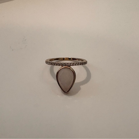 Melanie Auld Teardrop Stacking Ring in Moonstone & Gold - Picture 4 of 6
